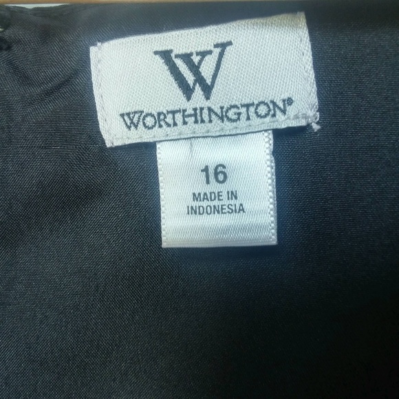 Size 16, Worthington dress, black & white stripped - Picture 7 of 11